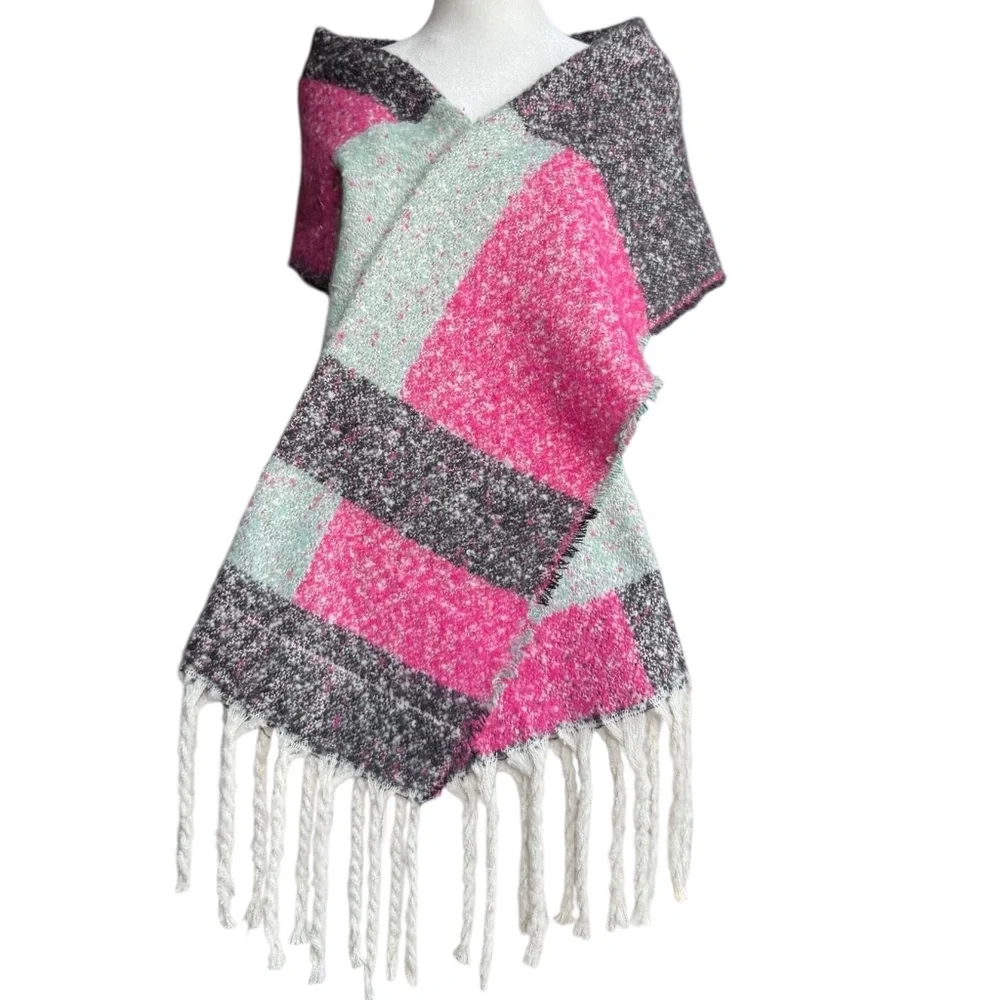 NWT Colorful‎ Fuchsia Scarf